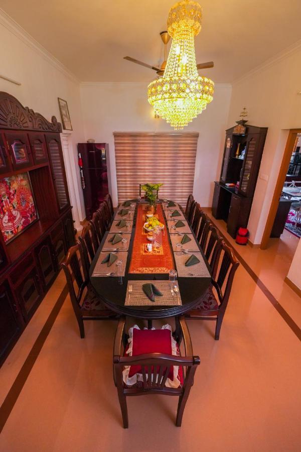 Parudeesa - Heavenly- Luxurious Palace Look-Near Cbd - Kerala - India With Breakfast Kaladi Экстерьер фото