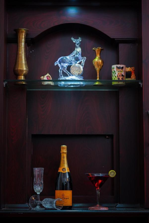 Parudeesa - Heavenly- Luxurious Palace Look-Near Cbd - Kerala - India With Breakfast Kaladi Экстерьер фото