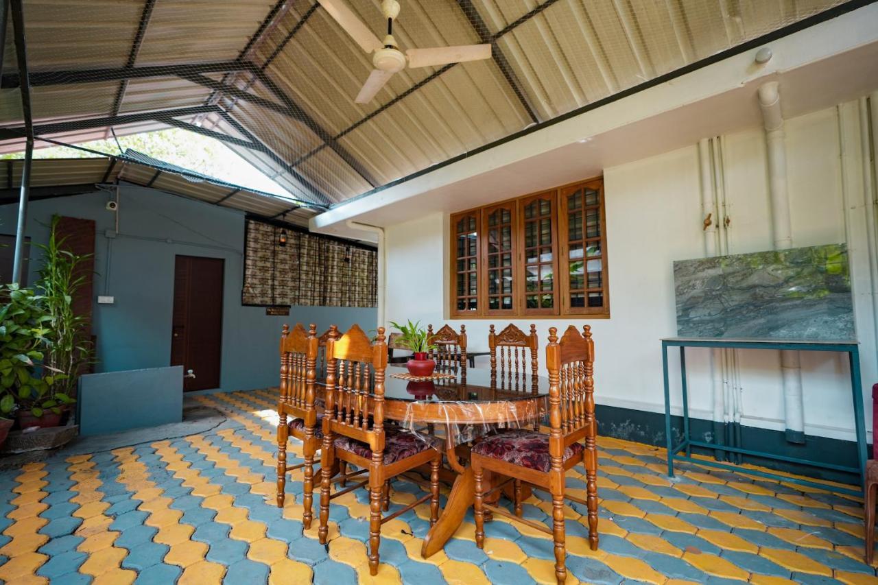 Parudeesa - Heavenly- Luxurious Palace Look-Near Cbd - Kerala - India With Breakfast Kaladi Экстерьер фото