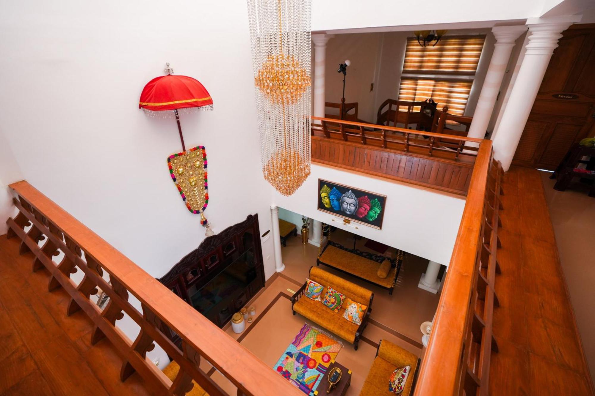 Parudeesa - Heavenly- Luxurious Palace Look-Near Cbd - Kerala - India With Breakfast Kaladi Экстерьер фото