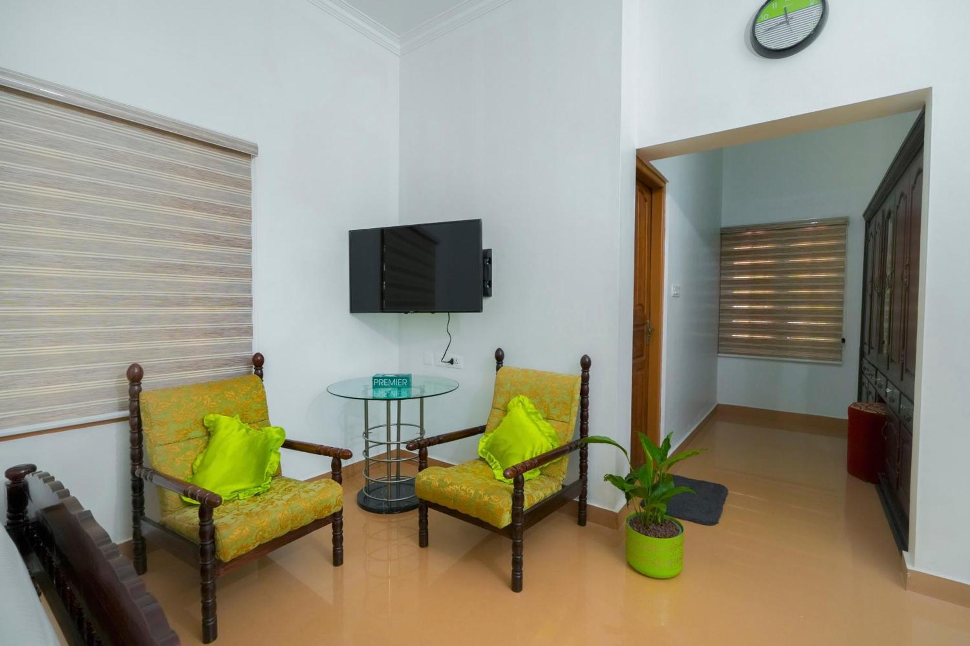 Parudeesa - Heavenly- Luxurious Palace Look-Near Cbd - Kerala - India With Breakfast Kaladi Номер фото